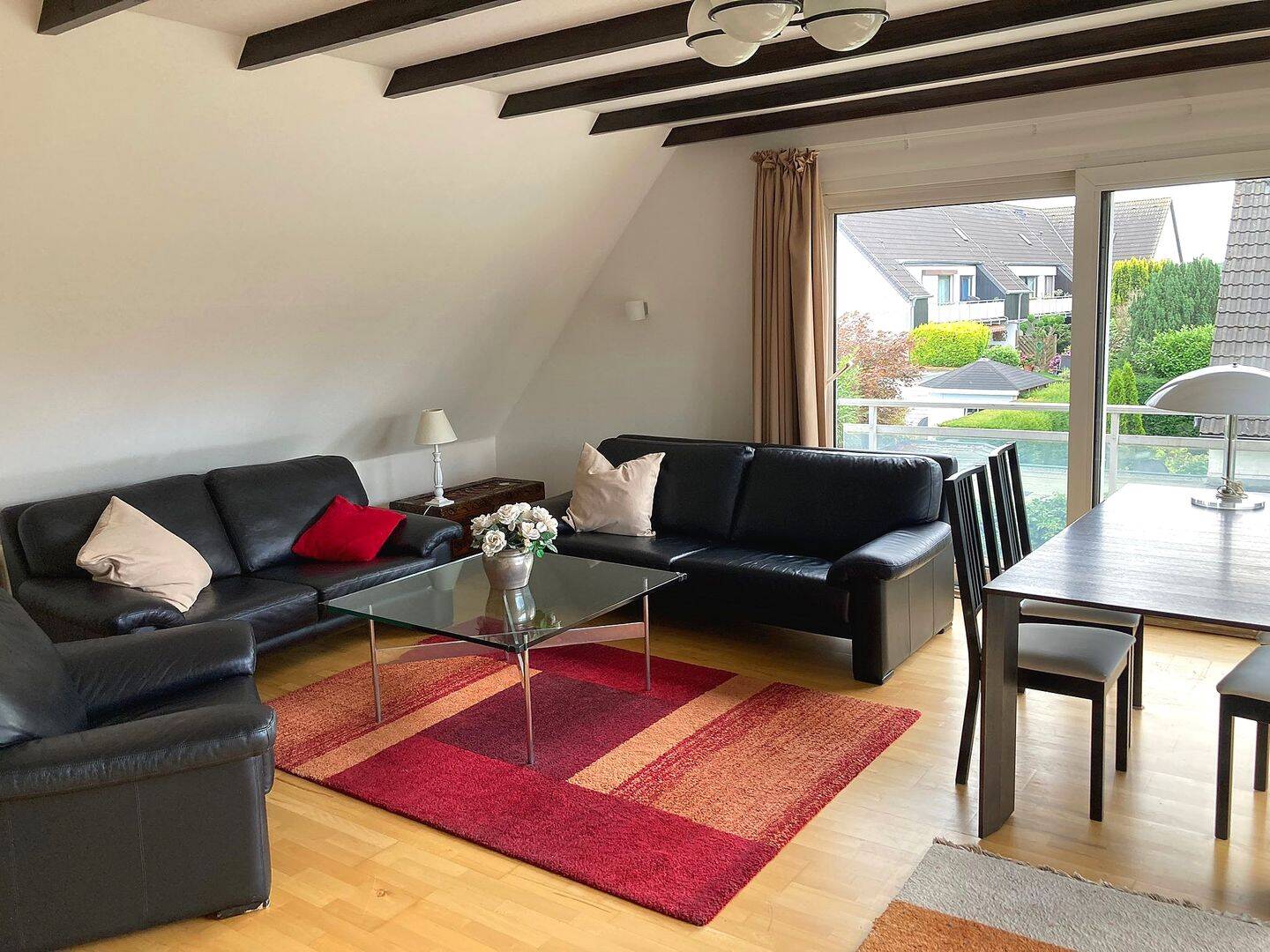 3-Zimmer-Wohnung mit Balkon in Wittlaer
