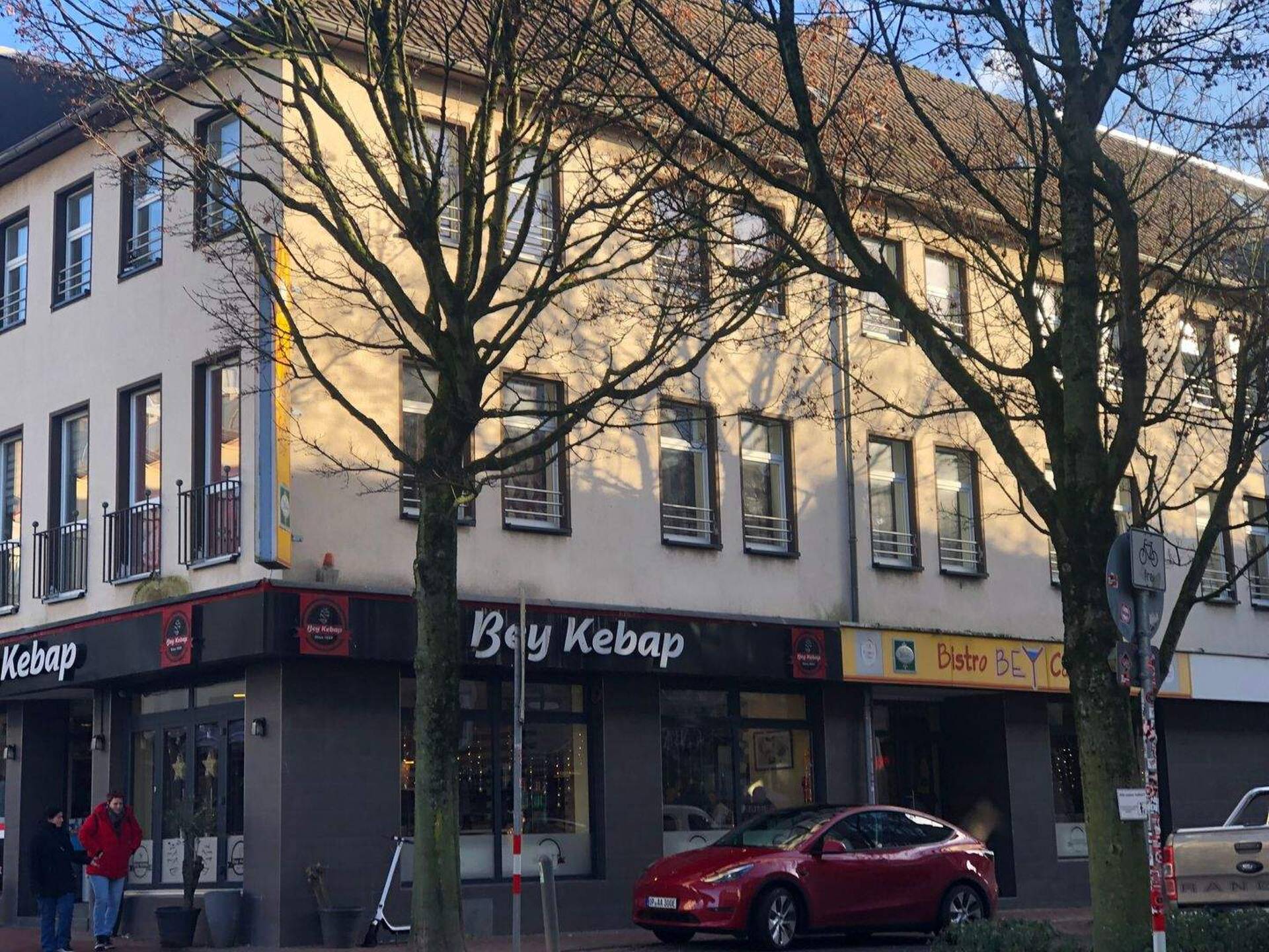 Mehrfamilienhaus in 51379 Leverkusen mit 1.016 m² kaufen