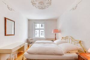 AIGNER - Stilvolle 2-Zimmer-Wohnung mit Altbaucharme in Neuhausen-Nymphenburg – 80637 München – Vorschaubild 6