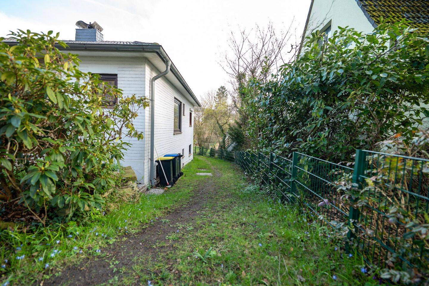 Einfamilienhaus mit ca. 273 m² Wohn/Nutzfläche und großem Garten in Lesum – Bremen – Vorschaubild 4