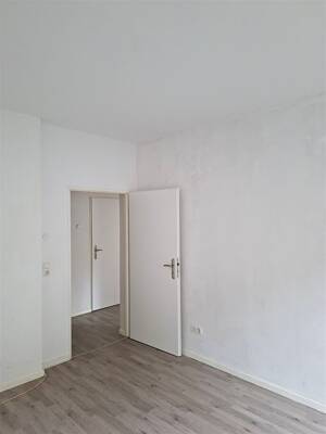 ***Charmante Wohnung im Erdgeschoss mit Gartenanteil sucht nette Mieter*** – 46047 Oberhausen – Vorschaubild 4