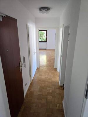 Helle 2-Zimmer-Wohnung mit Einbauküche, Balkon & praktischem Nebenraum – Würzburg-Heidingsfeld – 97084 Würzburg – Vorschaubild 7