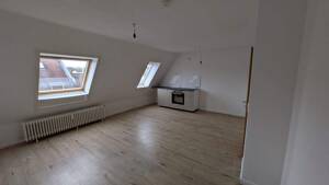 2 gepflegte und moderne 1 Zimmer Dachgeschosswohnungen / unvermietet ! – 28237 Bremen – Vorschaubild 2