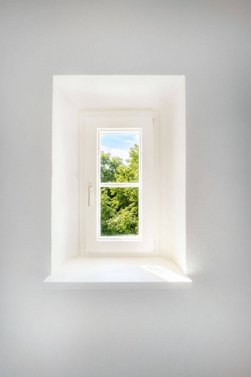 Ruhig gelegene 2-Zimmer-Wohnung im Herzen von Charlottenburg – Berlin – Vorschaubild 2