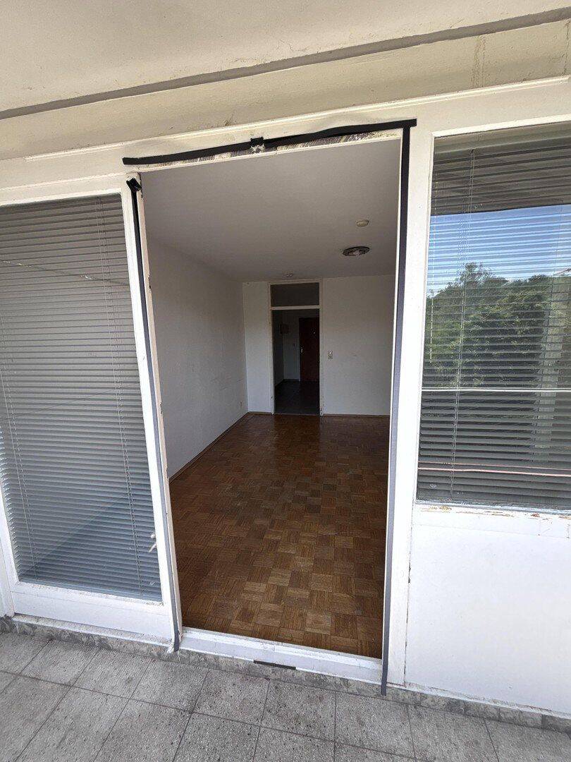 6% Rendite möglich / leerstehende 1,5-Zimmer Wohnung – Stuttgart – Vorschaubild 3