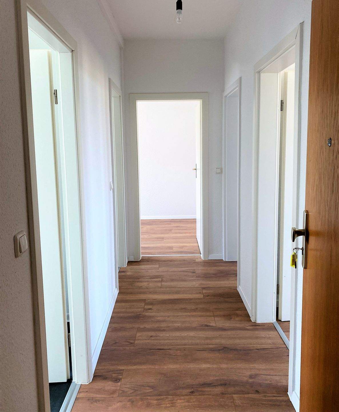 +++3ZKB mit Balkon und Tageslichtbad sucht neue Mieter+++ – Magdeburg – Vorschaubild 2