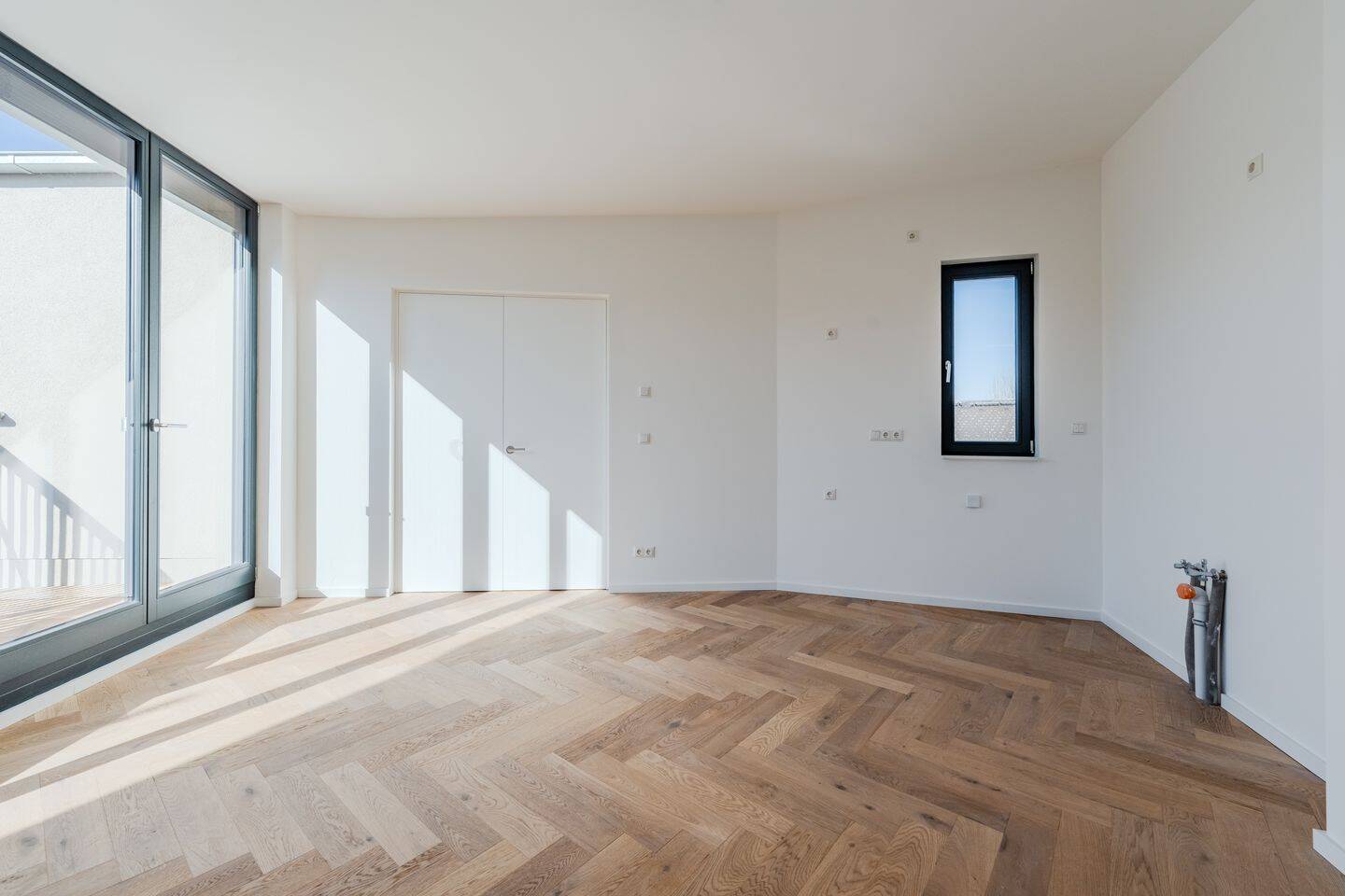 glockenhelle Wohnung mit offenem Grundriss – Berlin – Vorschaubild 6