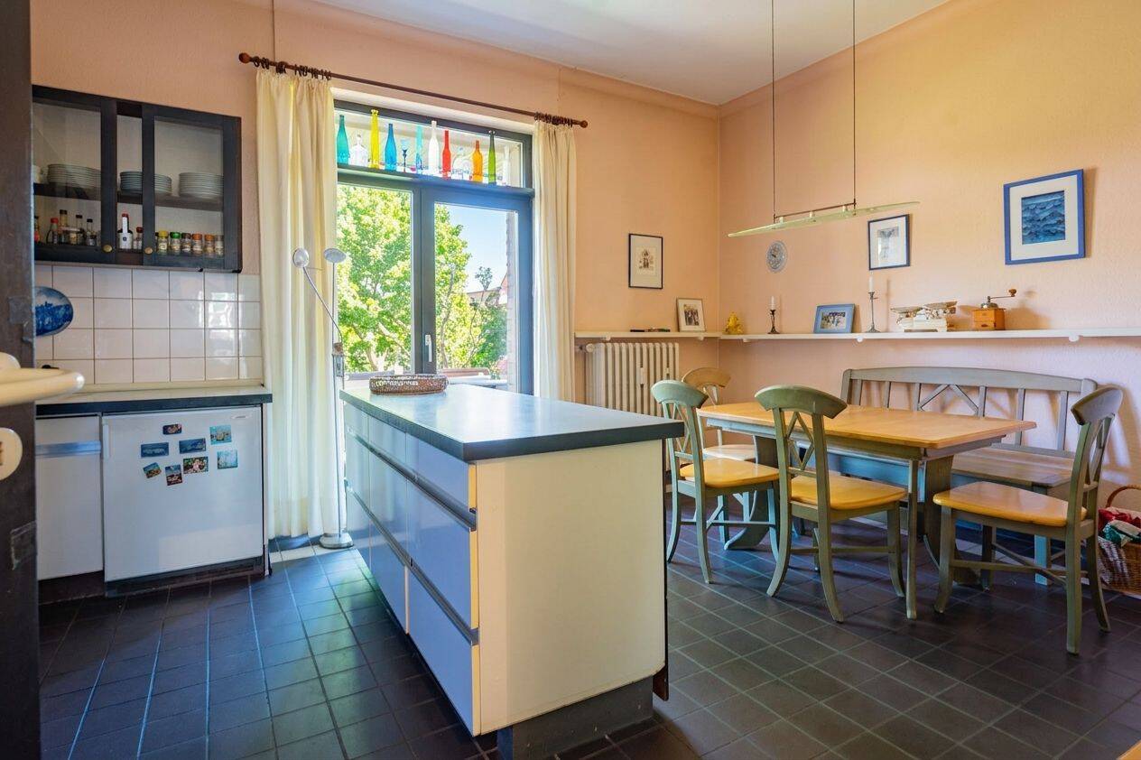 KR-Bismarckviertel: Charmante Altbau-Wohnung mit alleiniger Gartennutzung in Bestlage! – Krefeld – Vorschaubild 7