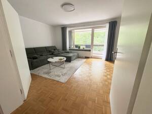 Direkt einziehen! 3 Zimmer mit Einbauküche, 2 Balkone & Blick ins Grüne, Duschbad, Gäste-WC, Aufzug – 50968 Köln – Vorschaubild 8