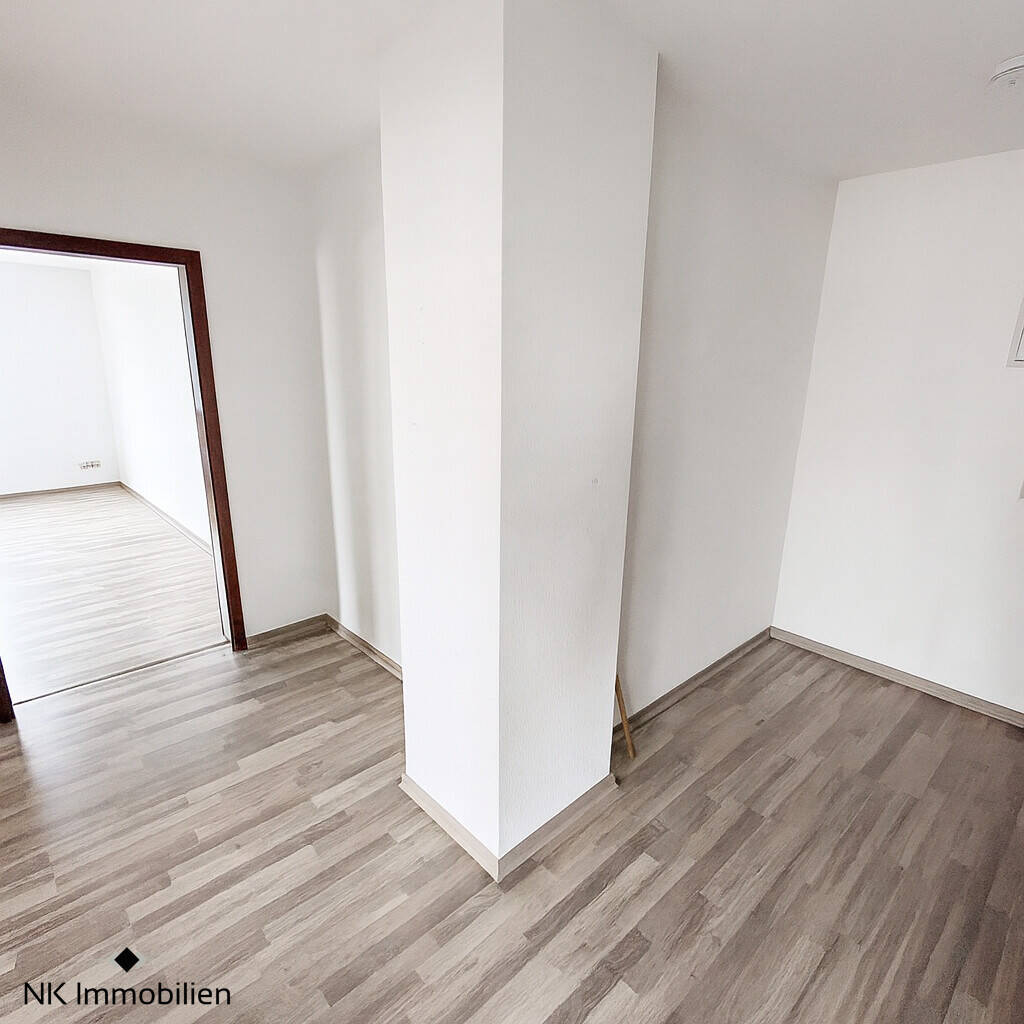 ++ gemütliche 2-Raum Wohnung mit Einbauküche - großes, helles Wohnzimmer mit Wohlfühlfaktor ++ – Chemnitz – Vorschaubild 5