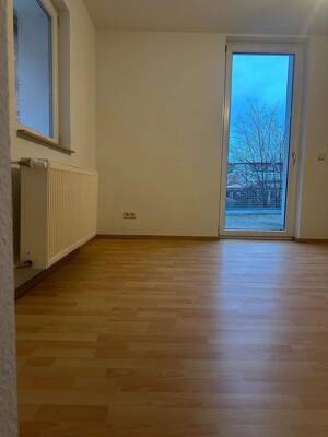 niedliche 1-Raumwohnung mit großer Terrasse, Kaminofen und EBK – 99086 Erfurt – Vorschaubild 5