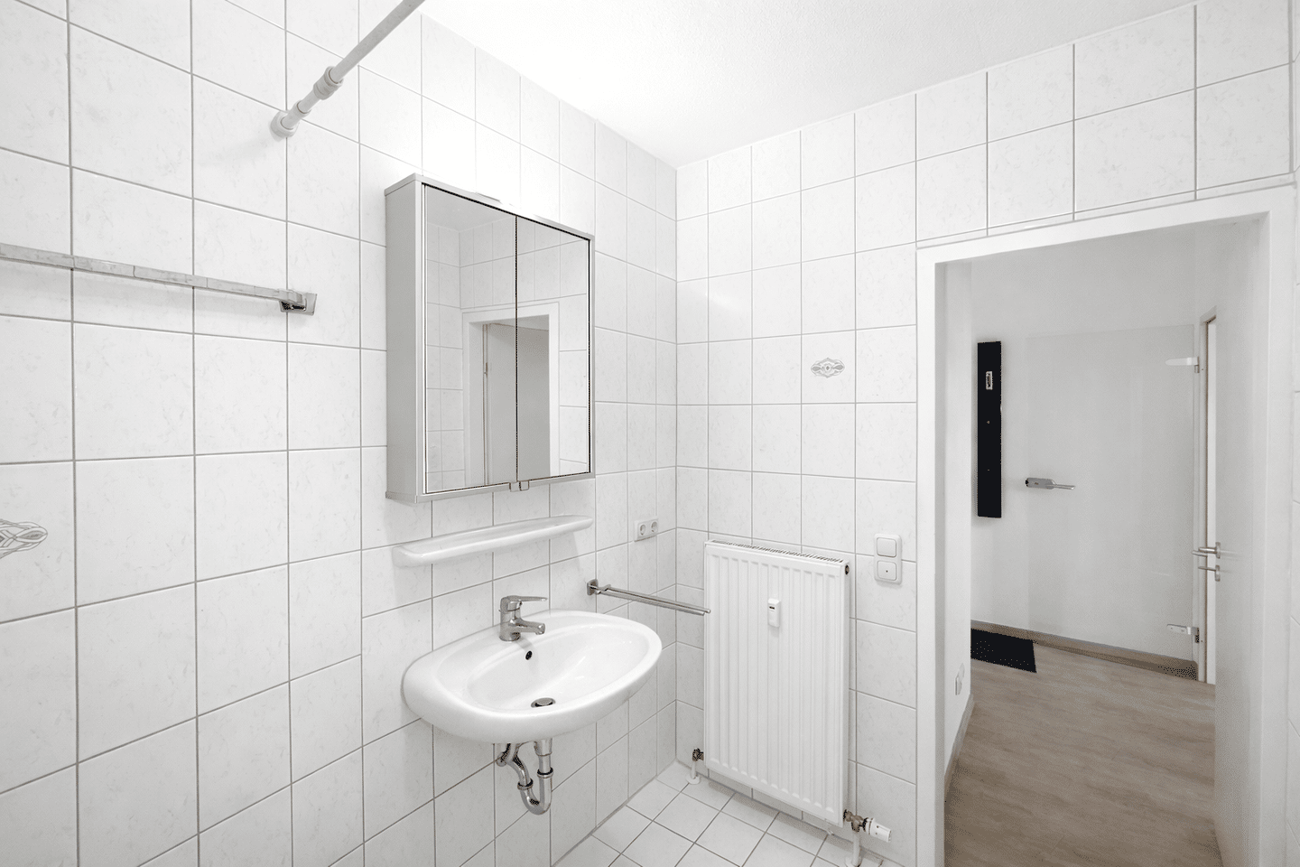 1-Zimmer-Apartment in Nürnberg-Steinbühl – 36 m² mit Aufzug, Lagerabteil und Energieklasse B. Sofort bezugsfrei! – Nürnberg – Vorschaubild 8