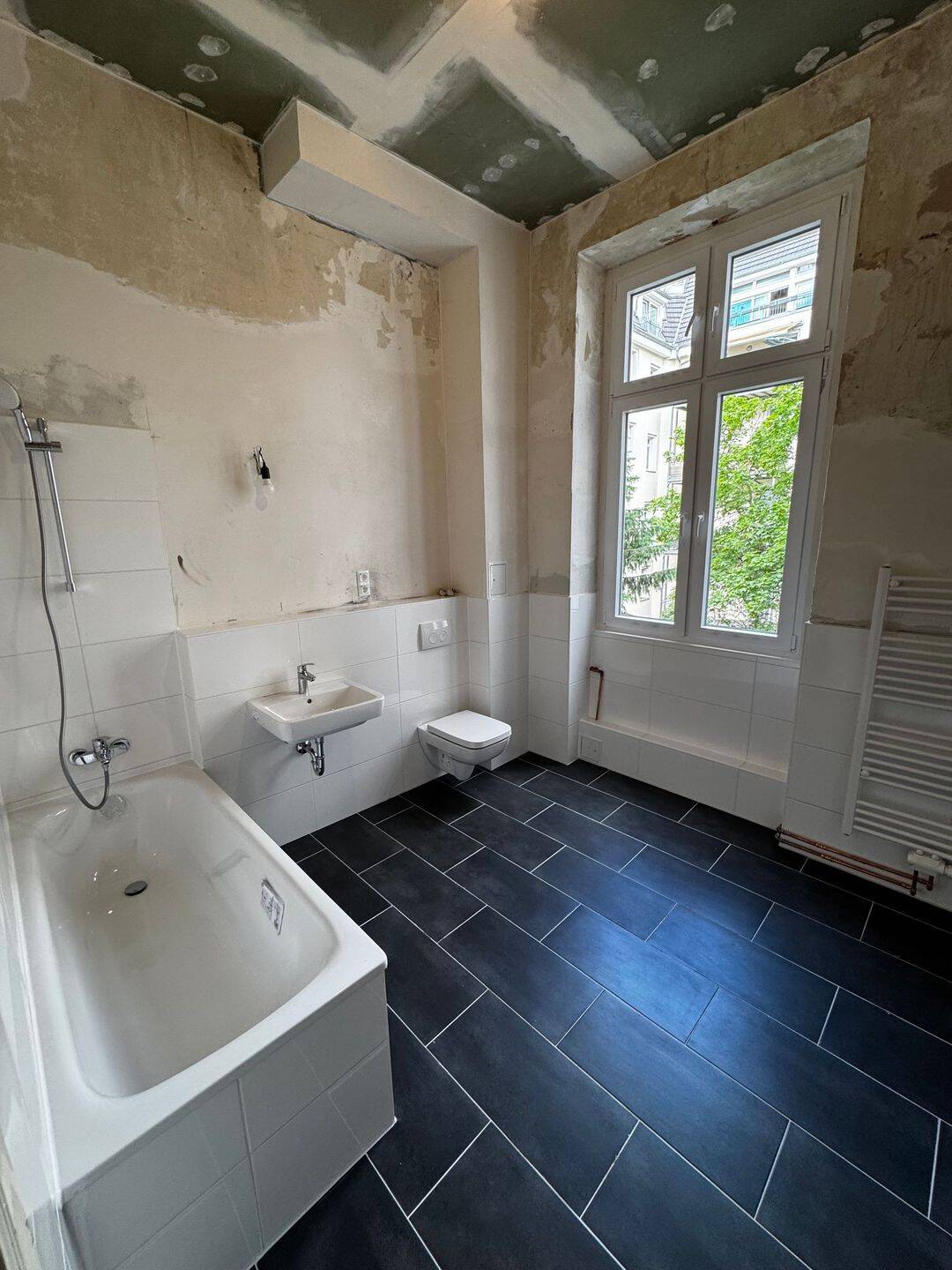 Großzügige 4-Zimmer-Altbauwohnung mit viel Charme – Berlin – Vorschaubild 7