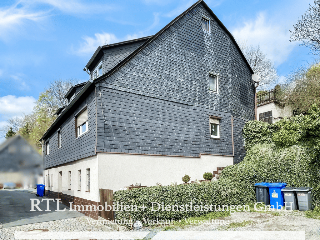 großes Haus mit Potential in zentraler Lage von Bad Lobenstein (A1694)