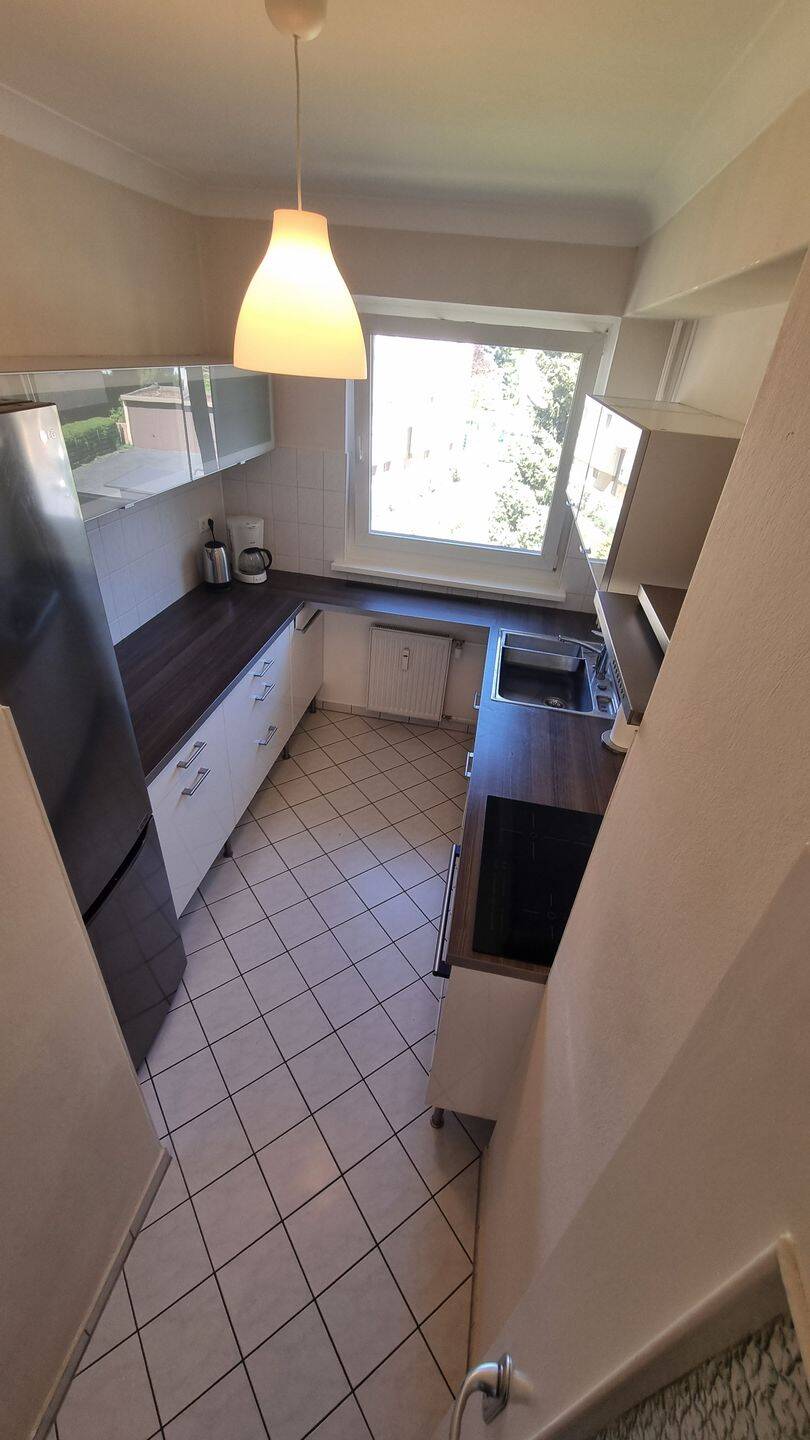 Möblierte Wohnung ~108m² befristet 12-36 Monate 4,5 Zimmer,2 Balkone, 2 Bäder – Berlin – Vorschaubild 3