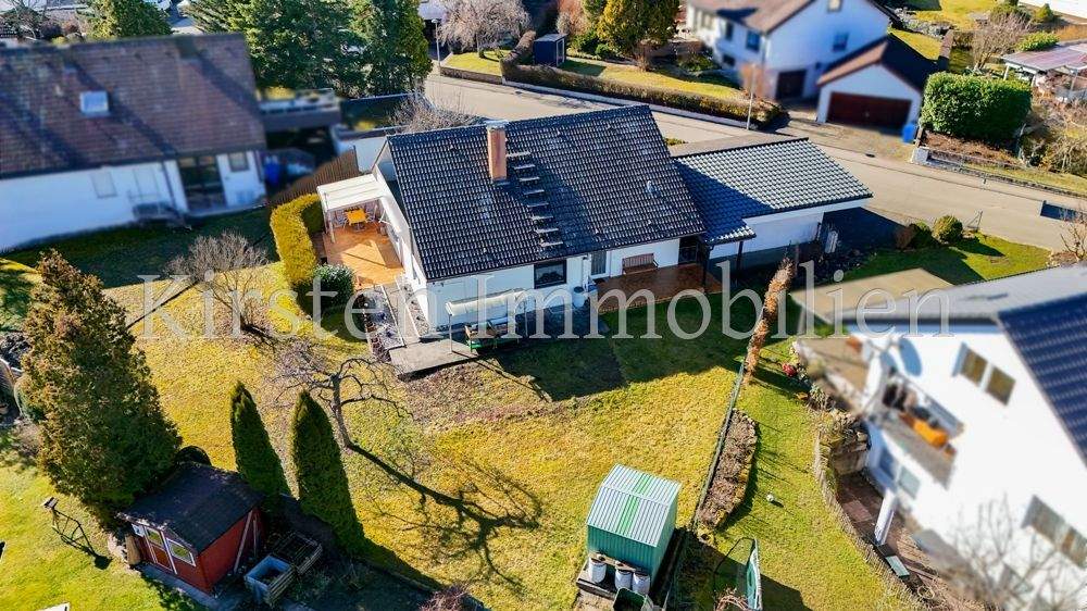 Rangendingen: Gepflegtes Einfamilienhaus mit Loggia, Freisitz und großem Familiengrundstück – Rangendingen – Vorschaubild 3