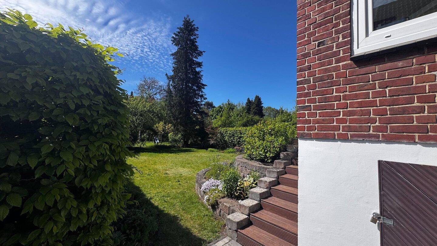 Großzügiges Einfamilienhaus mit Garten, Wärmepumpe und Platz fürs Homeoffice in Hamburg-Langenhorn – Hamburg – Vorschaubild 6