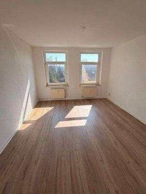 Gemütliche 4-Raum Wohnung mit nagelneuem Vinylfußboden und Einbauküche. – 39112 Magdeburg – Vorschaubild 6