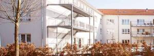 Sicherte Kapitalanlage mit ca.4,00% Anfangsrendite ! Miete mit 20-jährigem indexierten Mietvertrag ! – 81825 München – Vorschaubild 3