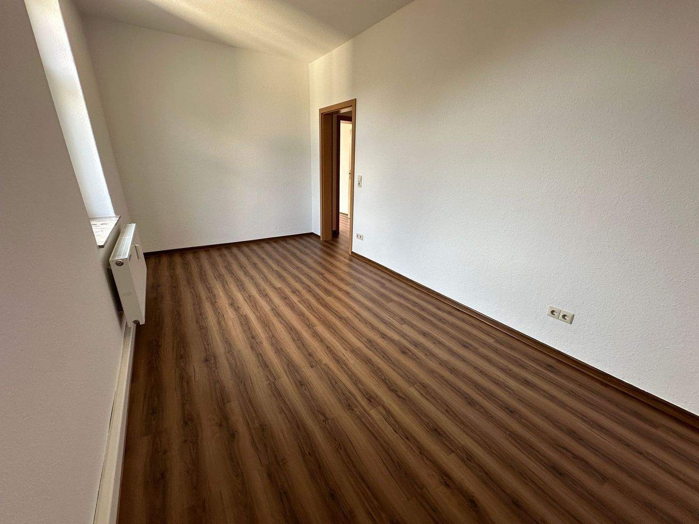 Moderne 2-Zimmer-Wohnung in Chemnitz mit Balkon – Chemnitz – Vorschaubild 4
