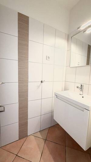 Berlin-Kladow -kernsanierte 3 Zimmer Maisonette Wohnung mit kleinem Garten – 14089 Berlin – Vorschaubild 5