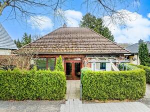 Zwei Häuser mit drei Wohneinheiten. – 22145 Hamburg – Vorschaubild 2