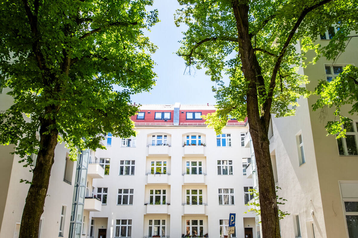 Investment-Chance: Vermietete 3-Zi.-Wohnung, Loggia & Balkon, Steglitz-Zehlendorf | provisionsfrei – Berlin – Vorschaubild 3
