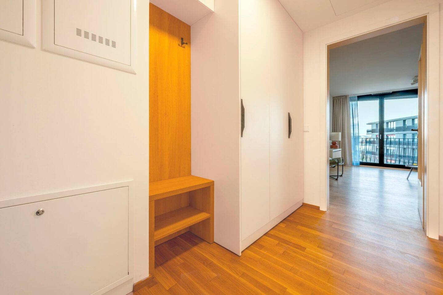Möblierte 1-Zimmer Wohnung mit Loggia – Marina Garden Dresden – Dresden – Vorschaubild 7