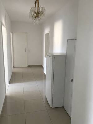 Attraktive 3-Zimmer-Wohnung mit neuwertiger Einbauküche und Balkon in zentrumsnaher Lage – 45127 Essen – Vorschaubild 3