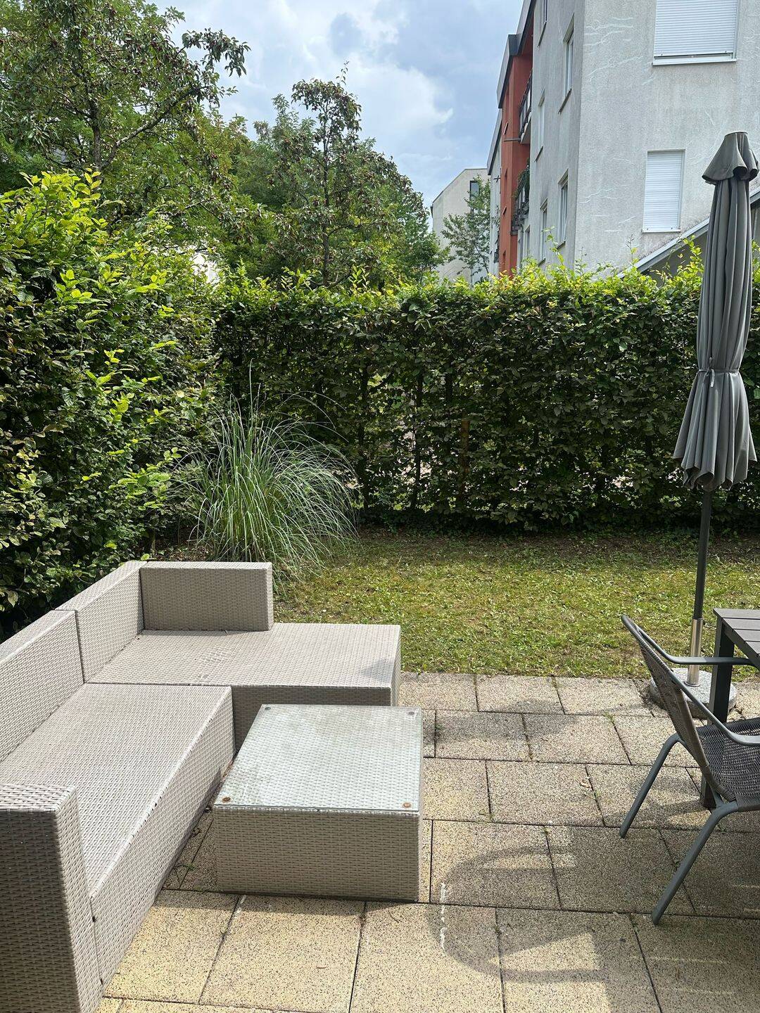 Möblierte ruhige Terrassenwohnung mit Garten – München – Vorschaubild 7