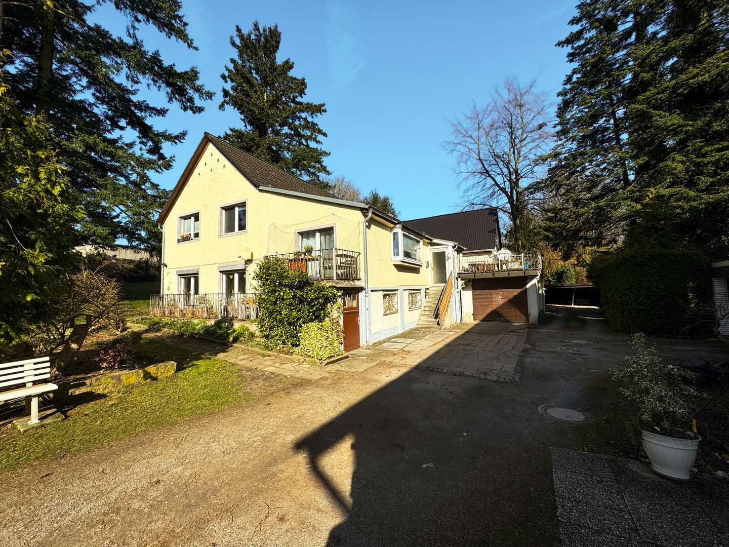 Ihr neues Anwesen voller Möglichkeiten in Sundern – Bochum – Vorschaubild 3