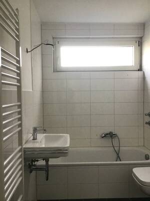Großzügige und helle 3 Zimmer-Wohnung mit Balkon – 33689 Bielefeld – Vorschaubild 5