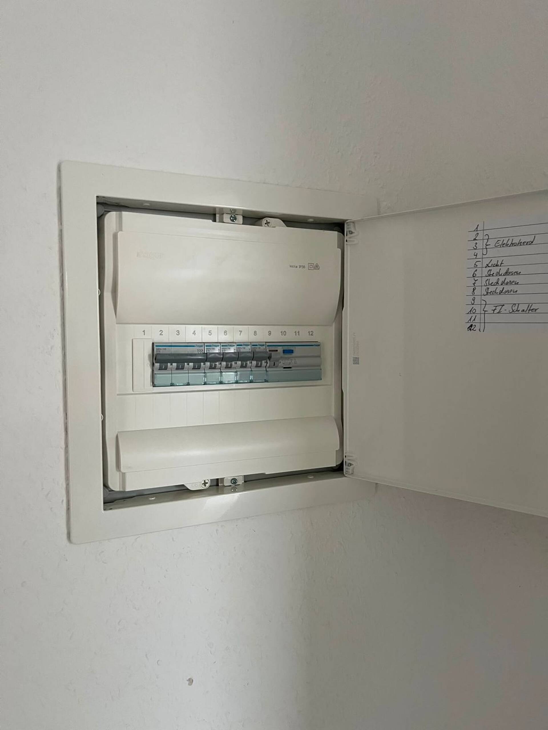 Etagenwohnung in 27476 Cuxhaven mit 60 m² kaufen