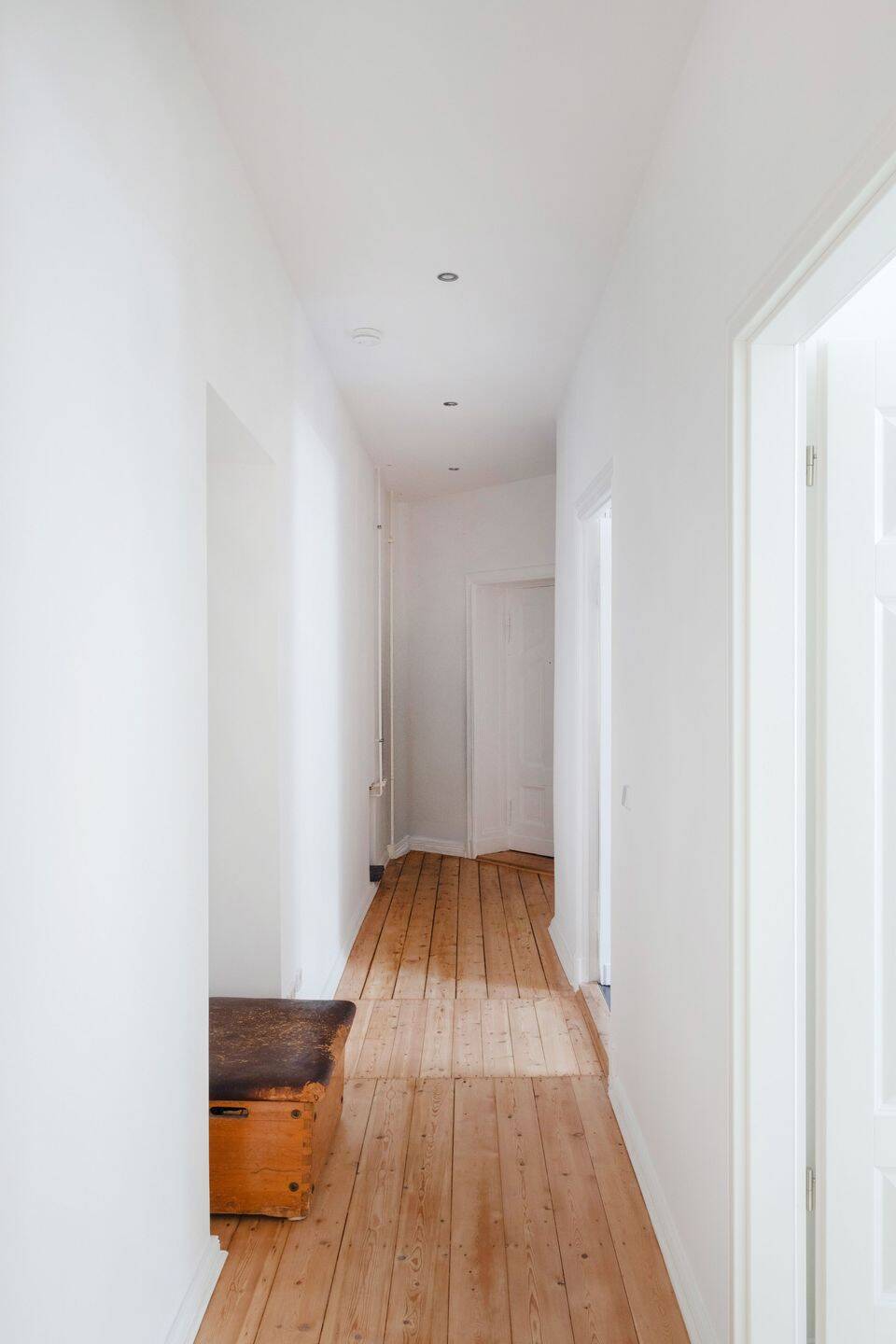 Stilvolle Altbauwohnung mit Loggia und sonnigem Balkon zum ruhigen Innenhof – Berlin – Vorschaubild 7