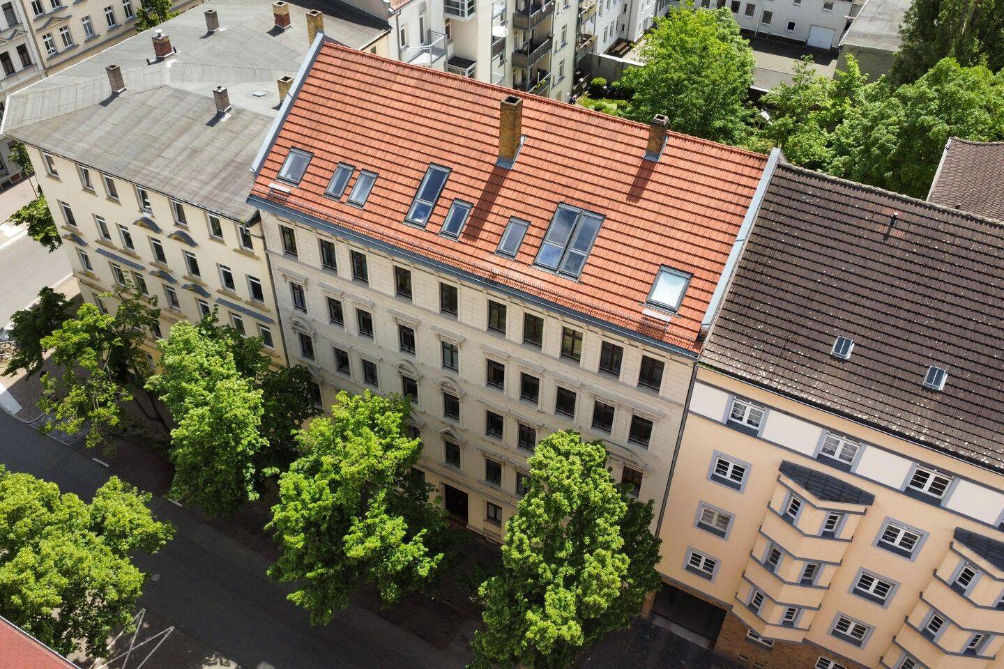 WOHNEN AUF ZWEI ETAGEN AM MARIANNENPARK | 3 Zimmer mit Balkon, Tageslichtbad und PKW-Stellplatz – Leipzig – Vorschaubild 3