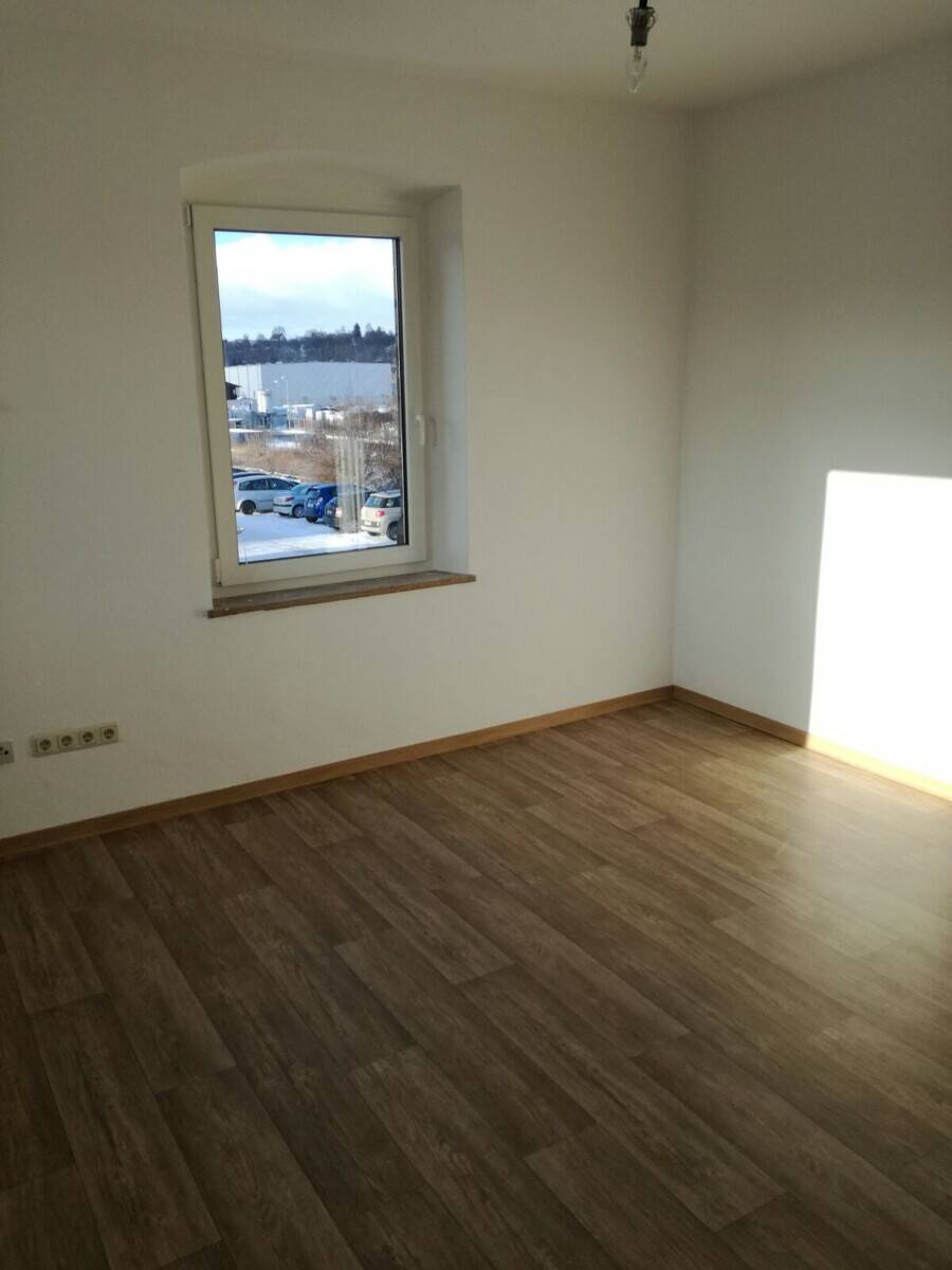 2 Monate Mietfrei! 3-Zimmer Wohnung direkt im Bahnhof Burgkunstadt zu vermieten!