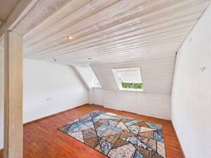 Beliebte Lage nahe Ostendplatz. Sofort frei! Niedriges Hausgeld. 3 Zimmer, Gemeinschaftsgarten – 70188 Stuttgart – Vorschaubild 3