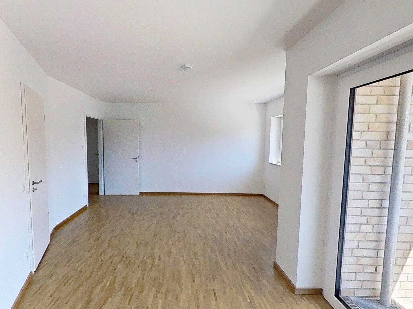 Modernes Wohnen in Kronsrode: 3-Zimmer-Wohnung mit EINBAUKÜCHE und 2 LOGGIEN – Hannover – Vorschaubild 4