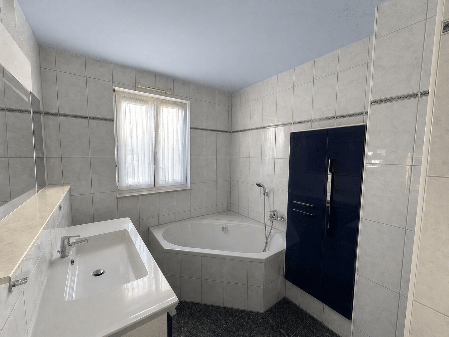 Attraktive Wohnung mit zwei Balkonen, Lift und Stellplatz in Gohlis-Süd – Leipzig – Vorschaubild 5