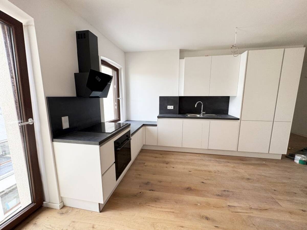 Energetisch sanierter Altbau in ruhiger Innenstadtlage – 65185 Wiesbaden – Bild 1 von 9