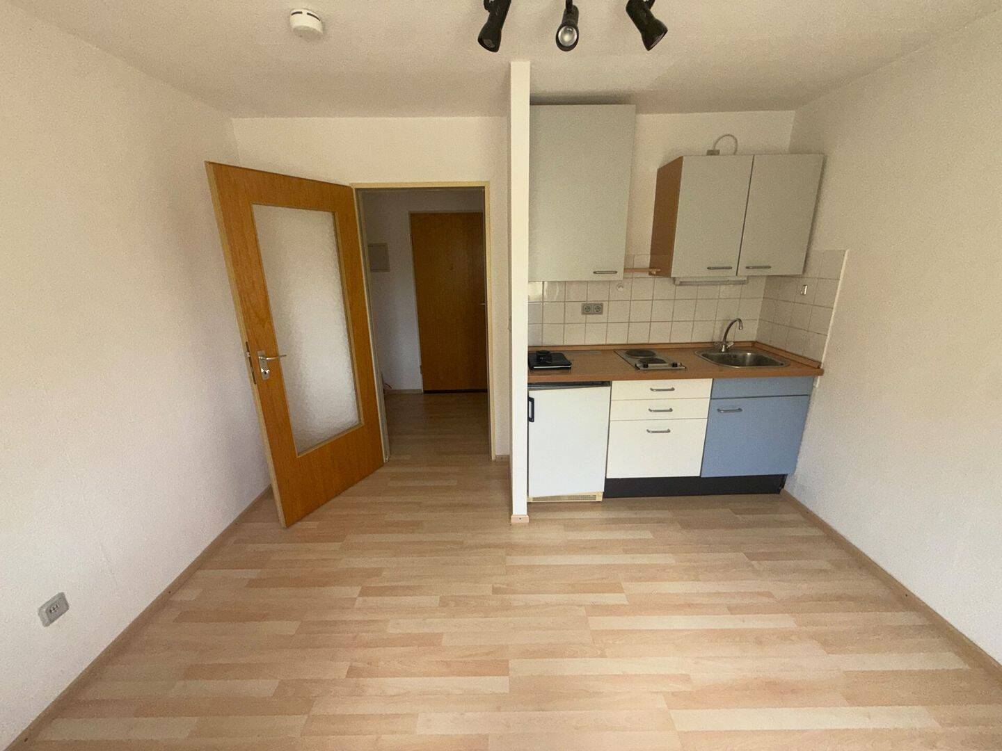 Attraktive 1-Zimmer-Eigentumswohnung in gepflegter Wohnanlage von Mannheim – Mannheim – Vorschaubild 3