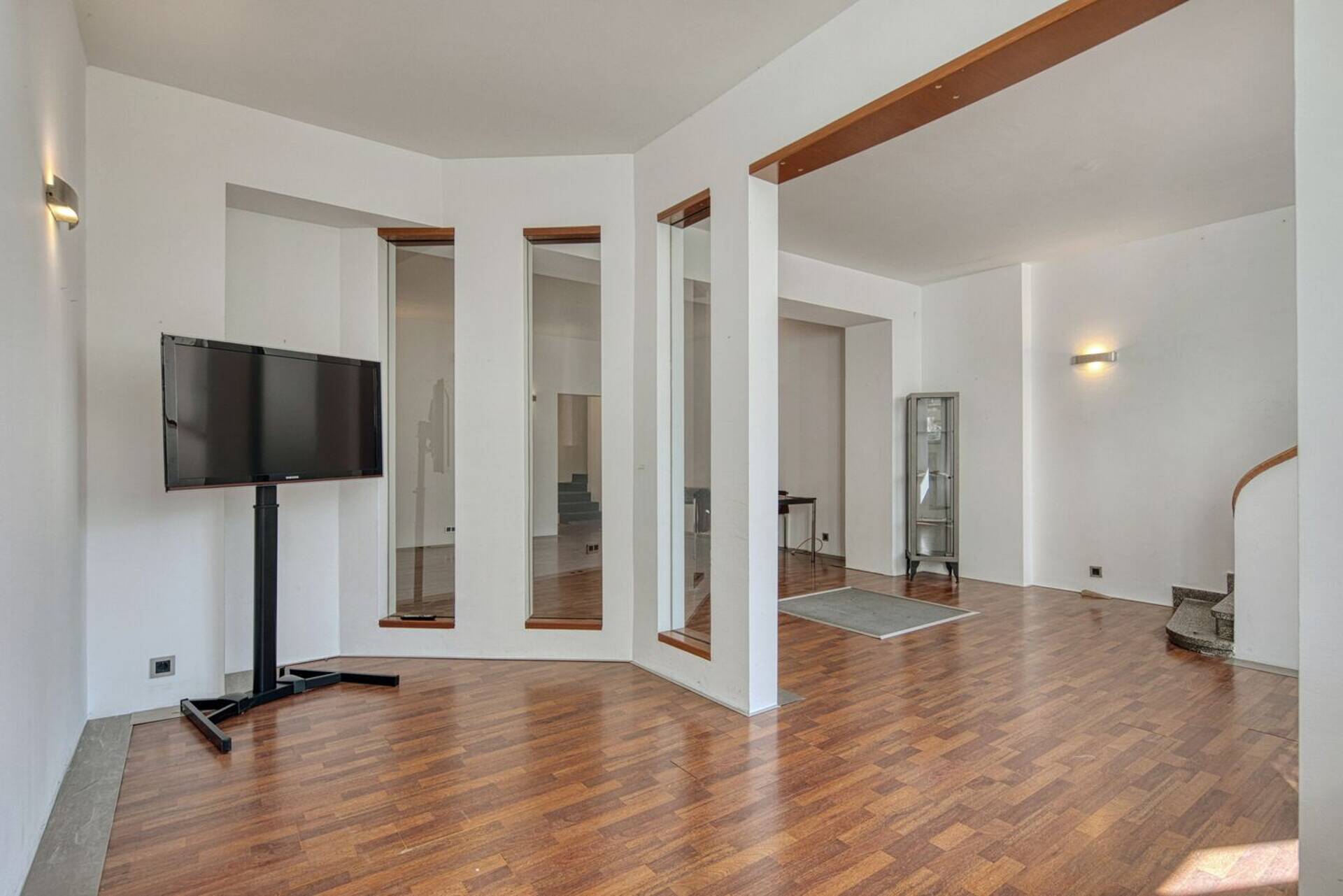 Souterrainwohnung in 50674 Köln mit 168 m² kaufen
