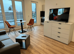 Klein, fein, möbliert mit Balkon und sofort verfügbar! Jetzt Besichtigungstermin vereinbaren! – 85055 Ingolstadt – Vorschaubild 3
