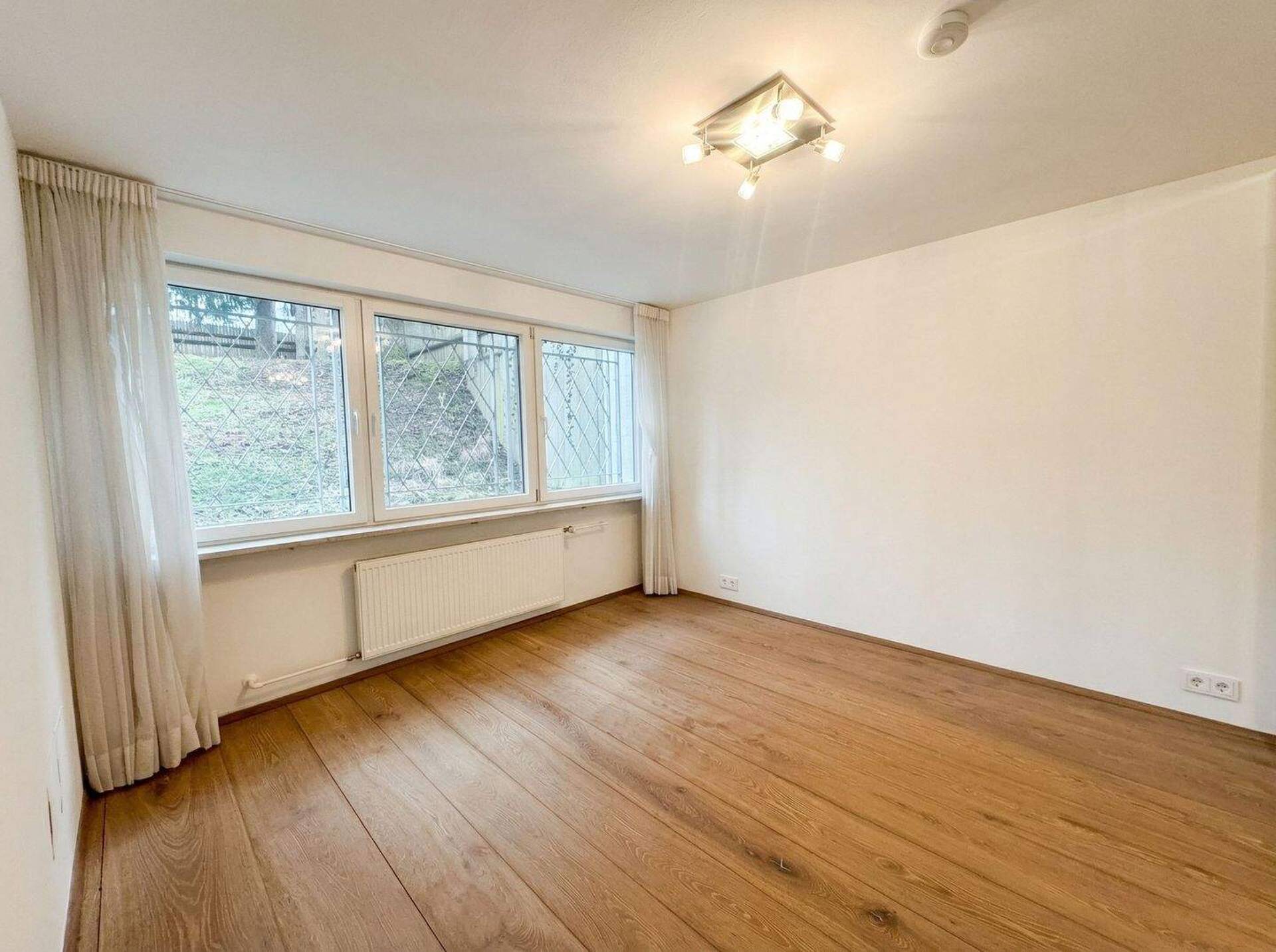 Rohdachboden in 82031 Grünwald mit 190 m² kaufen