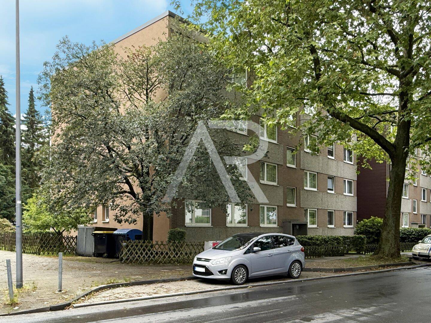 Gepflegte 2-Zimmer-Eigentumswohnung mit Südbalkon in Aachen-Schönforst!