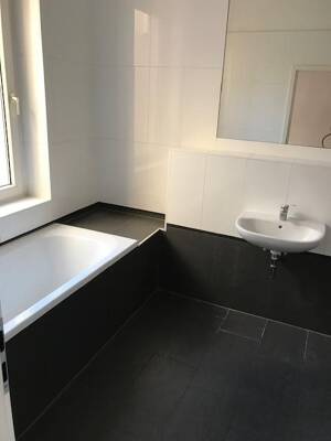 Stilvolle 2-R-Wohnung-Maisonette im 1.OG BLK. ca.65m² in MD. Schleinufer zu vermieten. – 39104 Magdeburg – Vorschaubild 3