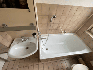 Schöne 2-Zimmer-Wohnung mit Tageslichtbad! – 45326 Essen – Vorschaubild 6