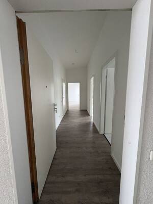Im besten Alter eine Wohnung bei VIVAWEST - Wohnen ab 60. – 51145 Köln – Vorschaubild 3