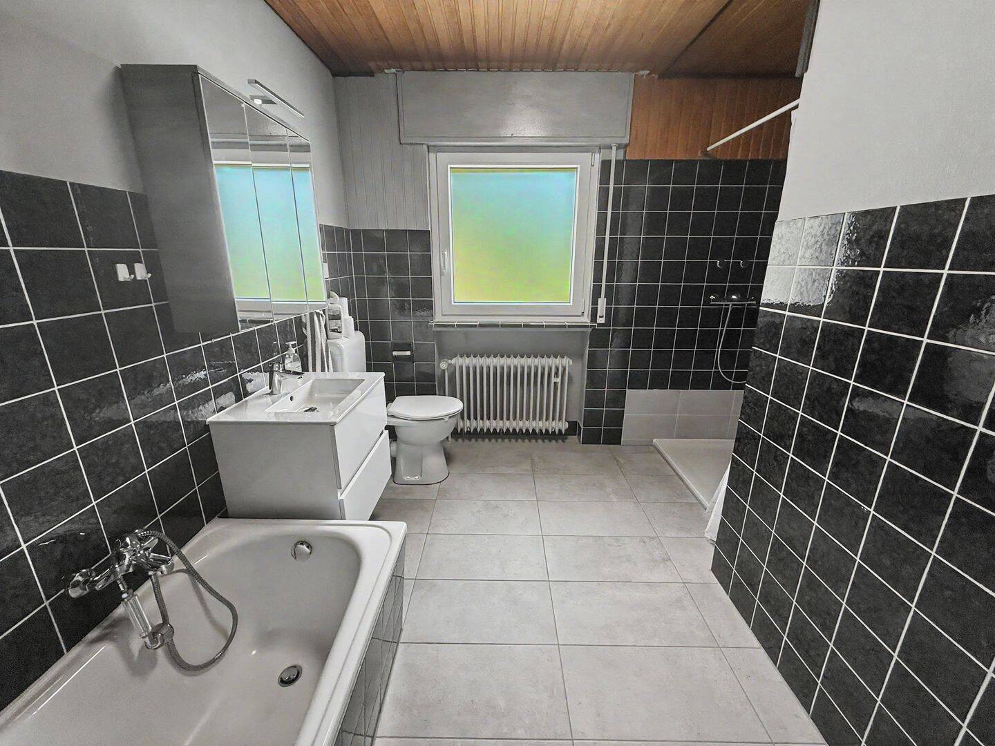 Naturnahes Einfamilienhaus mit viel Potenzial in ruhiger Lage von Werdohl – Werdohl – Vorschaubild 8