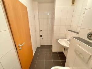 Schöne und helle Erdgeschosswohnung mit Balkon – 46119 Oberhausen – Vorschaubild 8